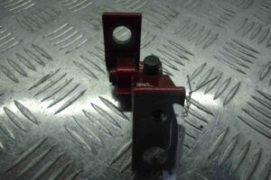 Изображение товара 79537 - 00079537 petlya dveri perednyaya 3