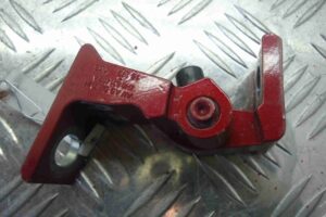 Изображение товара 79780 - 00079780 petlya dveri perednyaya 