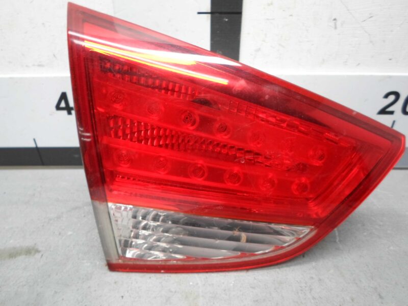 Изображение товара 80090 - 00080090 fonar kryshki levyj Mercedes CLA