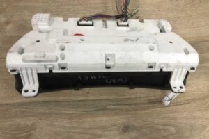 Изображение товара 80199 - 00080199 schitok priborov Subaru Tribeca 1