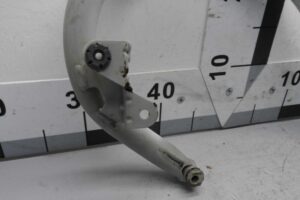 Изображение товара 80233 - 00080233 petlya kryshki bagazhnika Honda Ridgeline 3