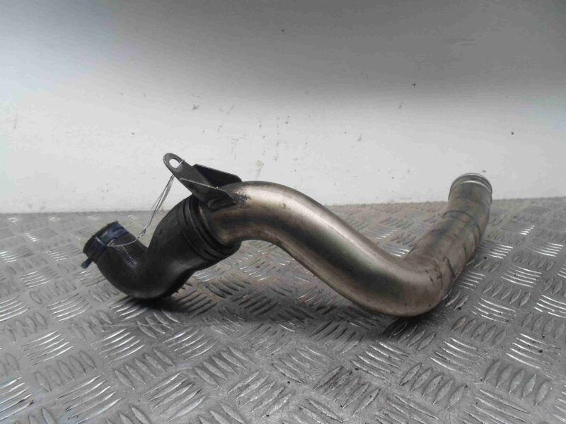 Изображение товара 80521 - 00080521 patrubok interkulera Toyota Previa