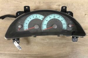Изображение товара 80598 - 00080598 schitok priborov Subaru Tribeca