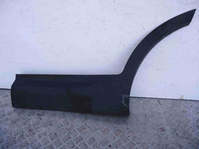 Изображение товара 80706 - 00080706 nakladka dveri (molding) Pontiac TransSport