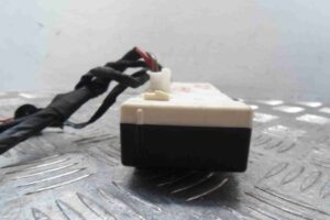 Изображение товара 80744 - 00080744 blok upravleniya zadnej dveri Ford Scorpio 1