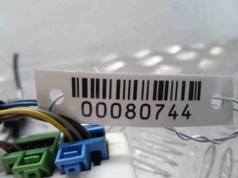 Изображение товара 80744 - 00080744 blok upravleniya zadnej dveri Ford Scorpio