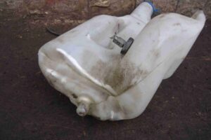 Изображение товара 80818 - 00080818 bachok omyvatelya Fiat Brava 1