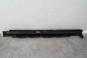 Изображение товара 80855 - 00080855 porog plastikovyj pravyj Ford Mondeo 1