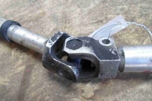 Изображение товара 81083 - 00081083 rulevoj kardanchik Toyota Matrix 3