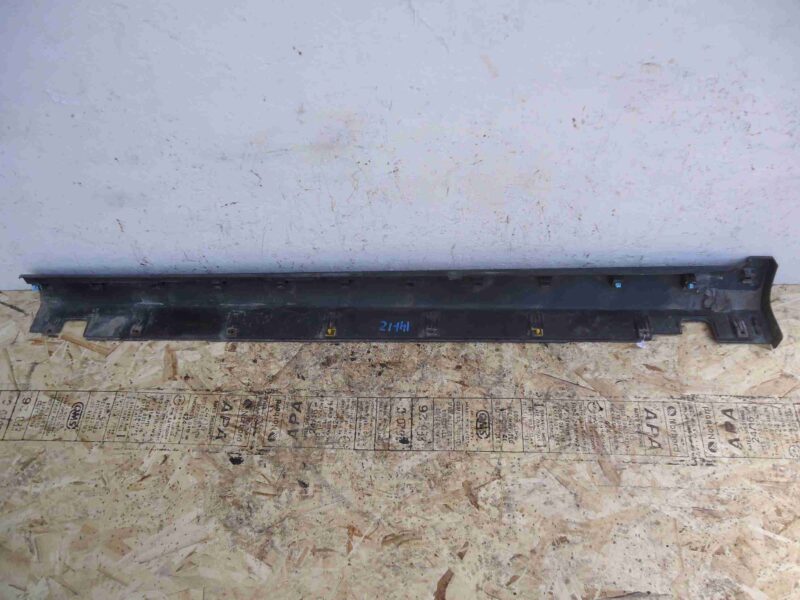 Изображение товара 81154 - 00081154 porog plastikovyj pravyj Audi TT