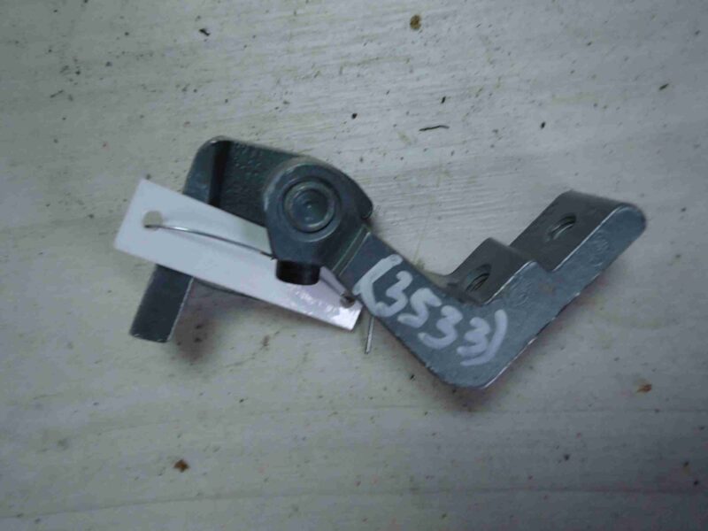 Изображение товара 81302 - 00081302 petlya dveri zadnyaya