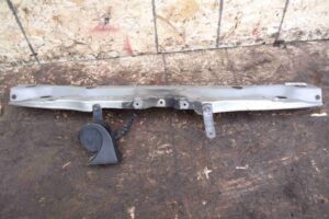 Изображение товара 81386 - 00081386 deflektor radiatora Subaru Tribeca 3