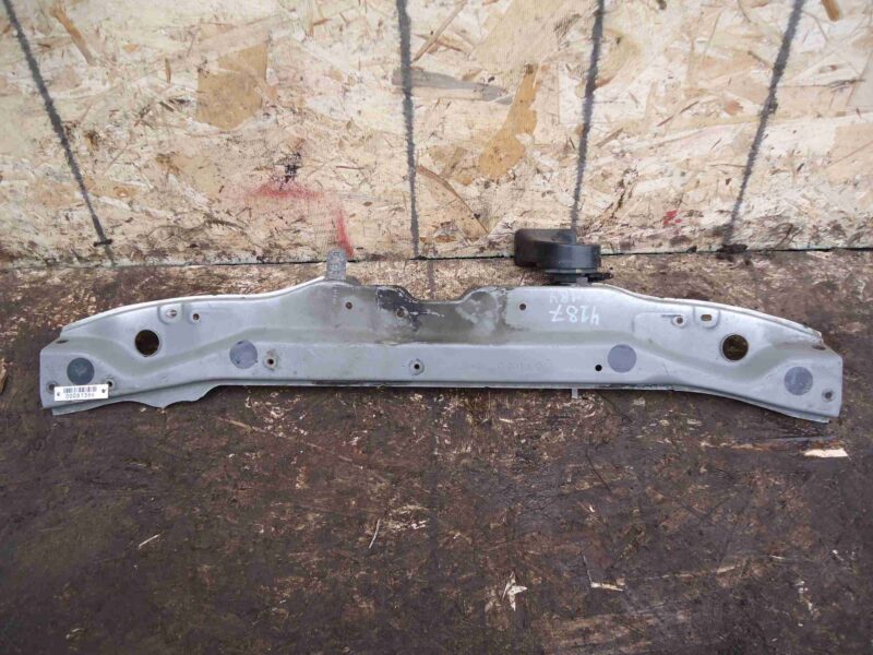 Изображение товара 81386 - 00081386 deflektor radiatora Subaru Tribeca