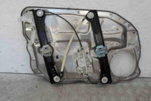 Изображение товара 81483 - 00081483 steklopodemnik perednij pravyj Ford Scorpio