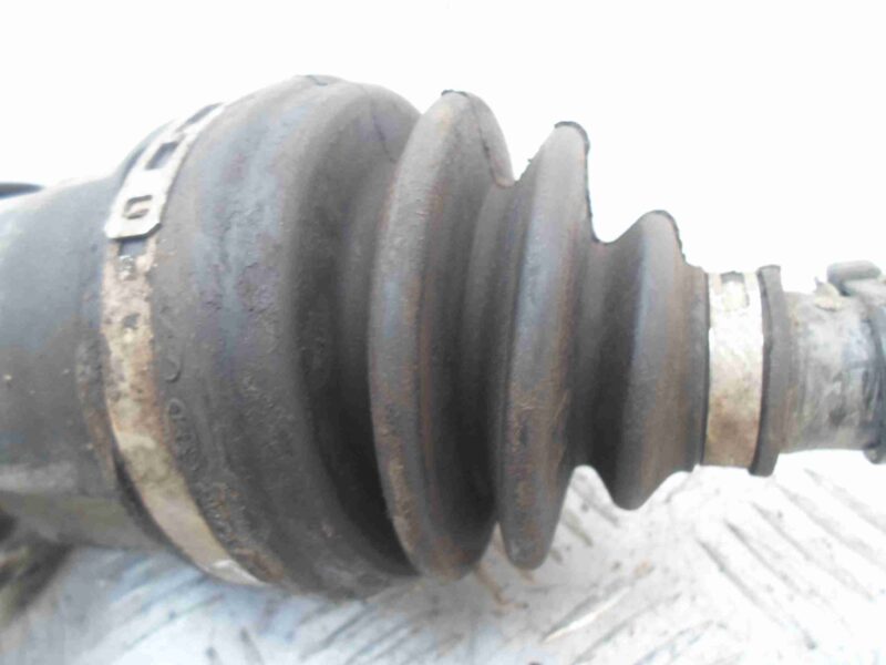 Изображение товара 81498 - 00081498 poluos perednyaya pravaya Alfa Romeo 146