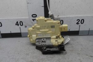 Изображение товара 81608 - 00081608 zamok dveri perednej pravoj 3