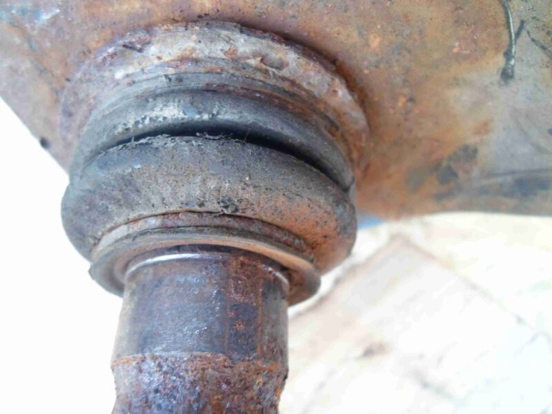 Изображение товара 81610 - 00081610 rychag perednij levyj nizhnij Citroen Berlingo