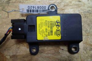 Изображение товара 81620 - 00081620 datchik ugla povorota rulya Alfa Romeo 146 2