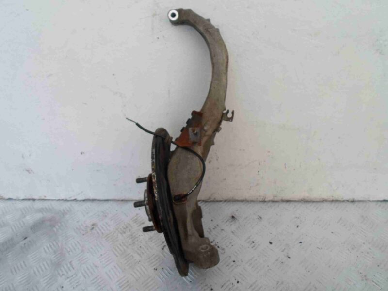 Изображение товара 81624 - 00081624 kulak povorotnyj levyj Toyota Hiace