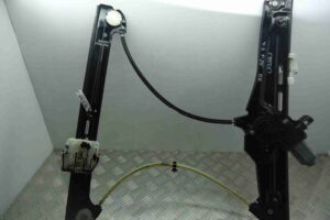 Изображение товара 81668 - 00081668 steklopodemnik perednij pravyj 