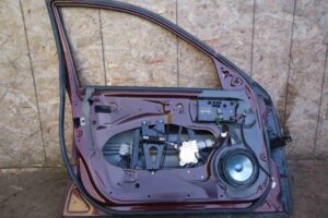 Изображение товара 81782 - 00081782 dver perednyaya levaya Ford Escape 4