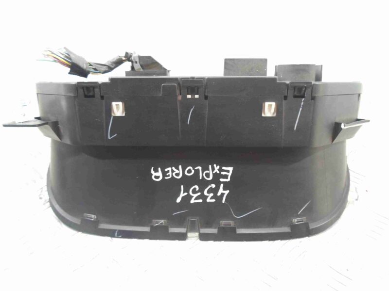 Изображение товара 81899 - 00081899 schitok priborov BMW 4 Series