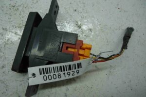 Изображение товара 81929 - 00081929 knopka avarijnoj signalizatsii 