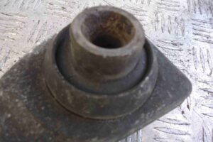 Изображение товара 82021 - 00082021 rychag perednij levyj nizhnij Ford Scorpio 3