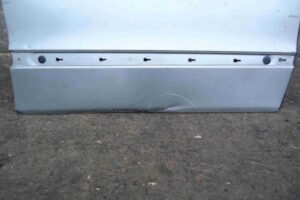 Изображение товара 82131 - 00082131 dver perednyaya pravaya Ford Escape 2