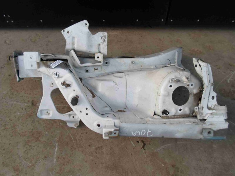 Изображение товара 82139 - 00082139 chetvert perednyaya levaya Ford Kuga