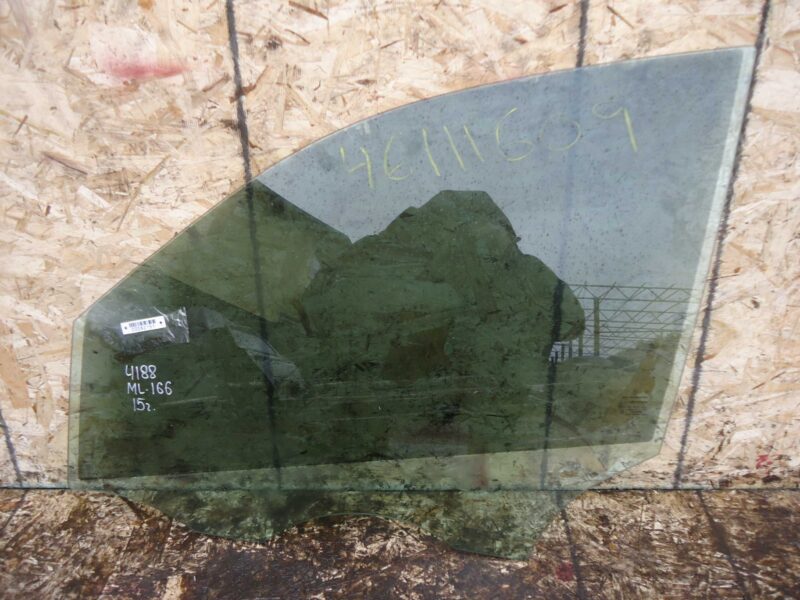 Изображение товара 82151 - 00082151 steklo dveri perednej levoj Ford Mondeo 1