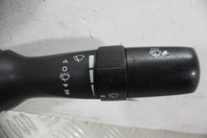 Изображение товара 82885 - 00082885 pereklyuchatel podrulevoj (strekoza) Subaru Tribeca 1
