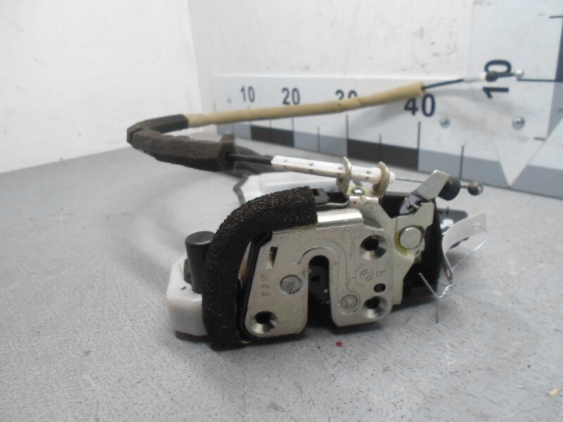 Изображение товара 82898 - 00082898 zamok dveri perednej pravoj