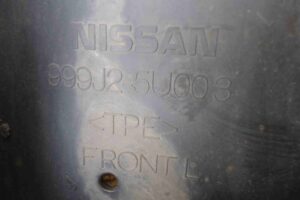 Изображение товара 83147 - 00083147 bryzgovik perednij Toyota Hiace 1