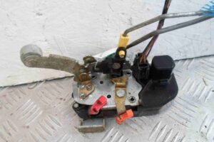 Изображение товара 83178 - 00083178 zamok dveri Peugeot 207