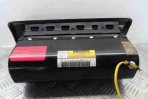 Изображение товара 83211 - 00083211 podushka bezopasnosti passazhira Toyota Venza 2