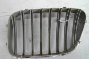 Изображение товара 83215 - 00083215 reshetka radiatora 1