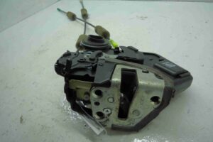 Изображение товара 83546 - 00083546 zamok dveri BMW X1