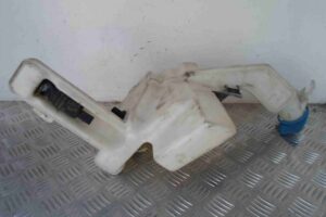 Изображение товара 83573 - 00083573 bachok omyvatelya Volvo S40 2