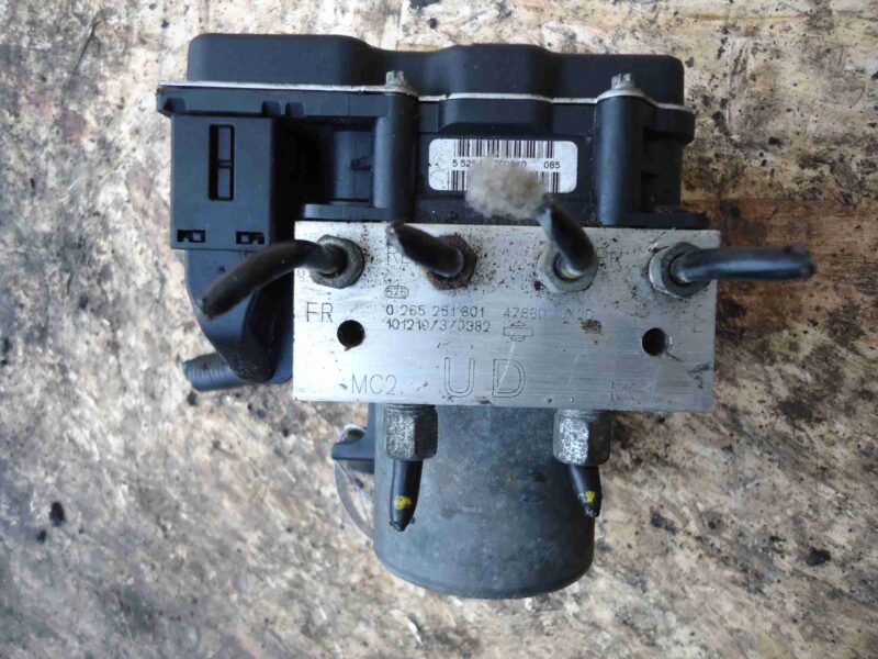 Изображение товара 83676 - 00083676 blok ABS Toyota Hiace