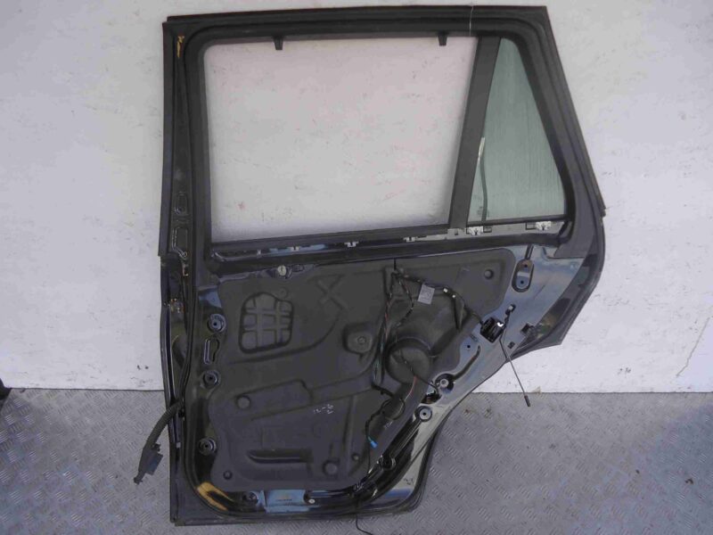 Изображение товара 83700 - 00083700 dver zadnyaya pravaya