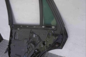 Изображение товара 83700 - 00083700 dver zadnyaya pravaya 3