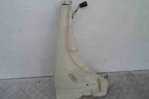 Изображение товара 83739 - 00083739 bachok omyvatelya Toyota Corolla Matrix 1