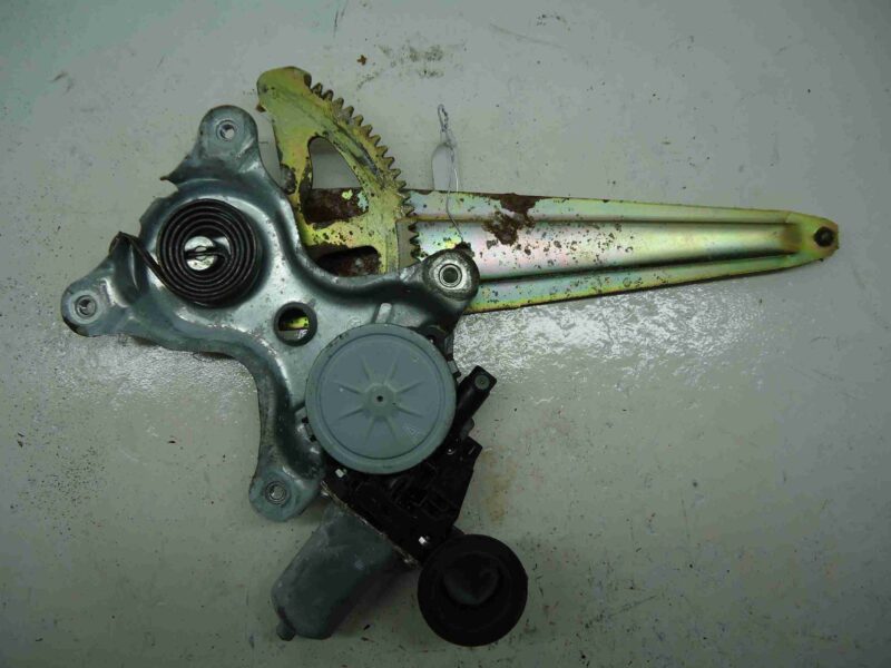 Изображение товара 83807 - 00083807 steklopodemnik zadnij pravyj BMW X1