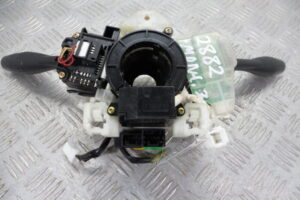 Изображение товара 83878 - 00083878 pereklyuchatel podrulevoj (strekoza) Isuzu Rodeo 3