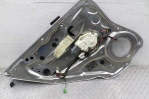 Изображение товара 83889 - 00083889 steklopodemnik zadnij levyj Honda Ridgeline