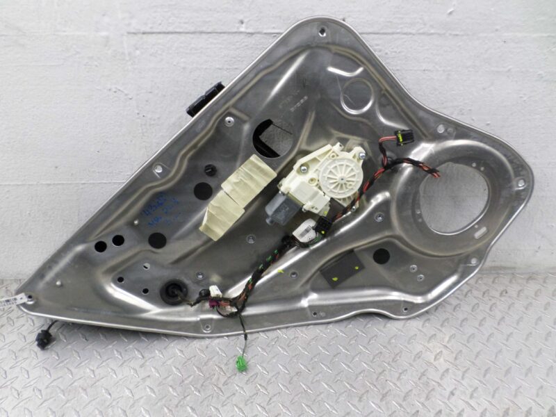 Изображение товара 83889 - 00083889 steklopodemnik zadnij levyj Honda Ridgeline