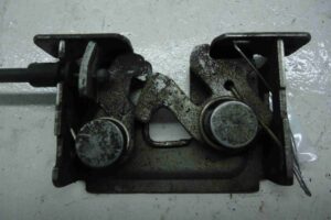 Изображение товара 83944 - 00083944 zamok kapota 