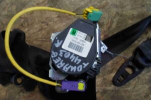 Изображение товара 84359 - 00084359 remen bezopasnosti Toyota Corolla Matrix 2