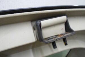Изображение товара 84395 - 00084395 kryshka bagazhnika Toyota Hiace 1